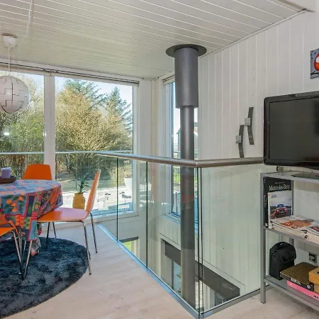 Vakantiehuis Holiday Clxiv *